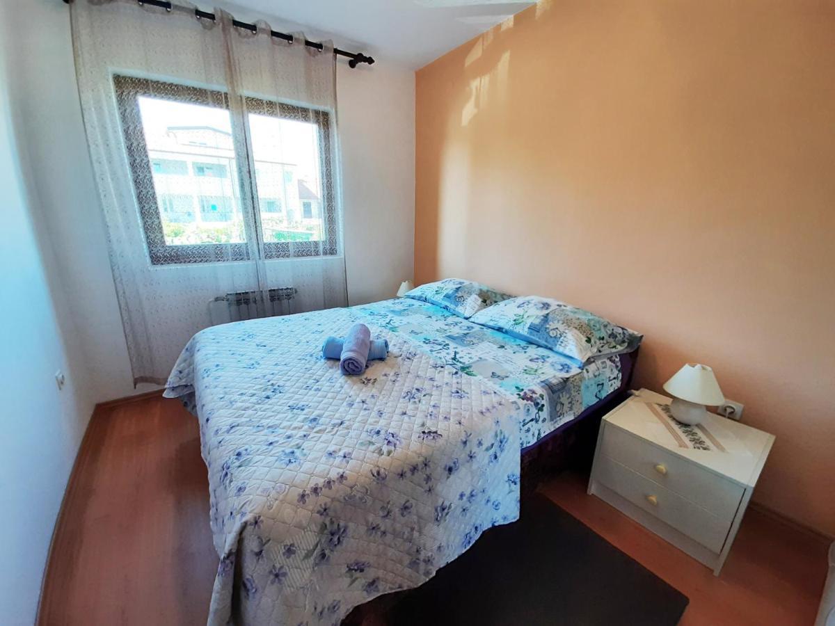 Cvitic Apartments Ровінь Екстер'єр фото