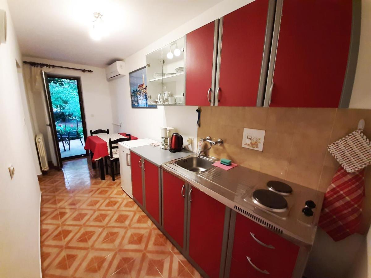 Cvitic Apartments Ровінь Екстер'єр фото
